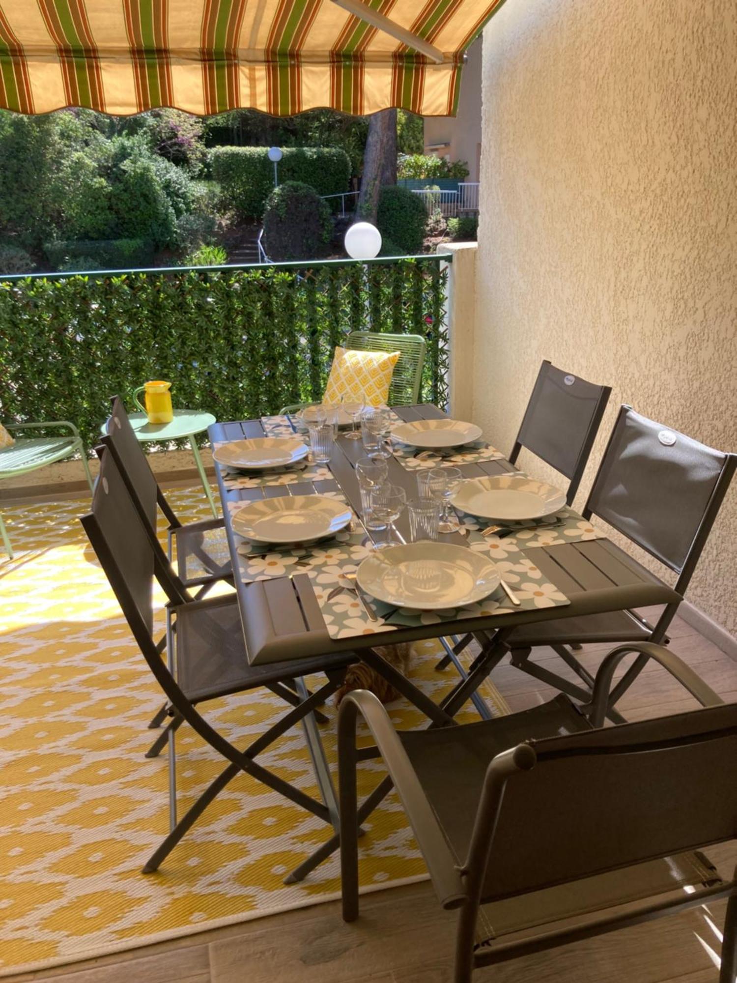 Studio 110 Grande Terrasse Proche Mer Bandol Exteriör bild